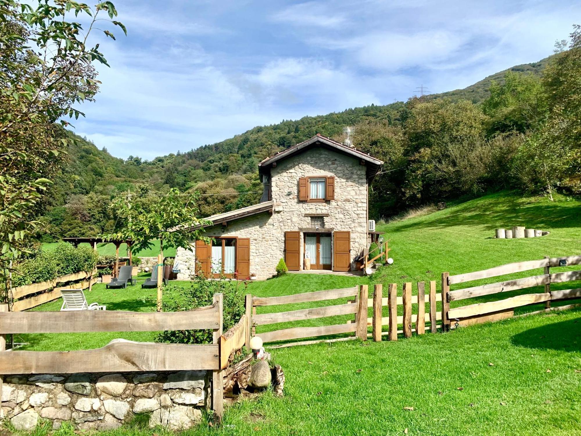 Casa Al Castagneto Villa Ceniga Bagian luar foto